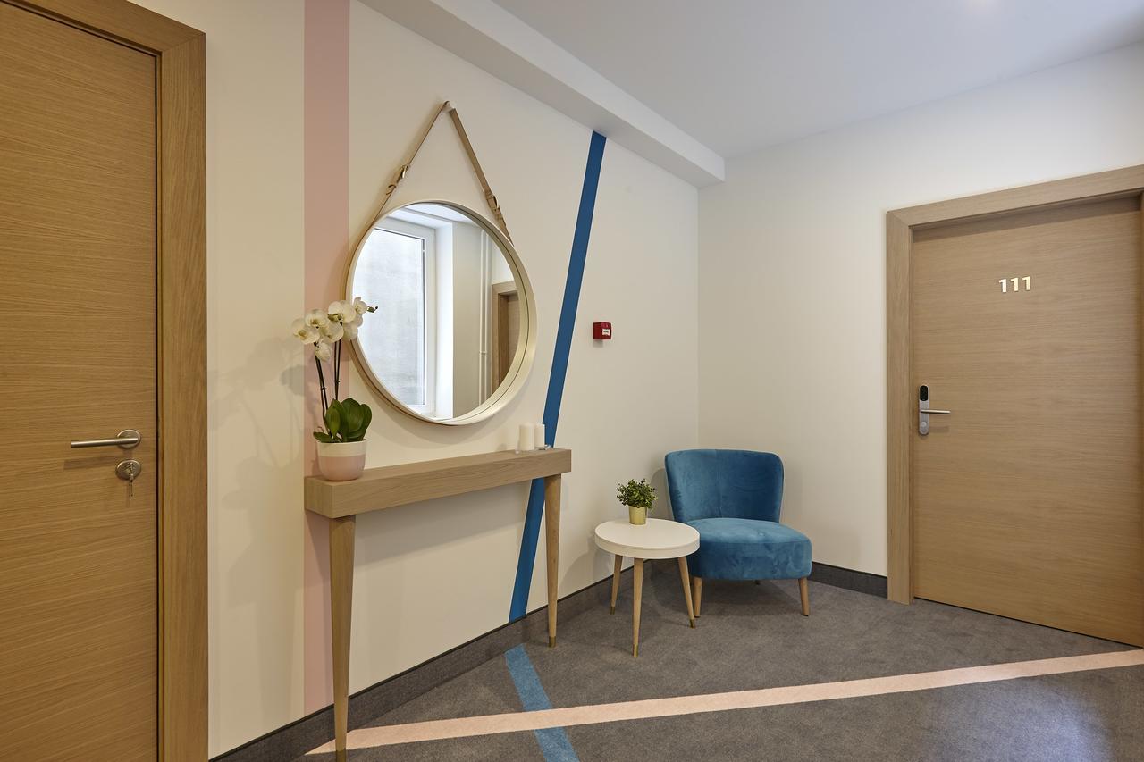 City Nest Modern & Cozy Suites ベオグラード エクステリア 写真