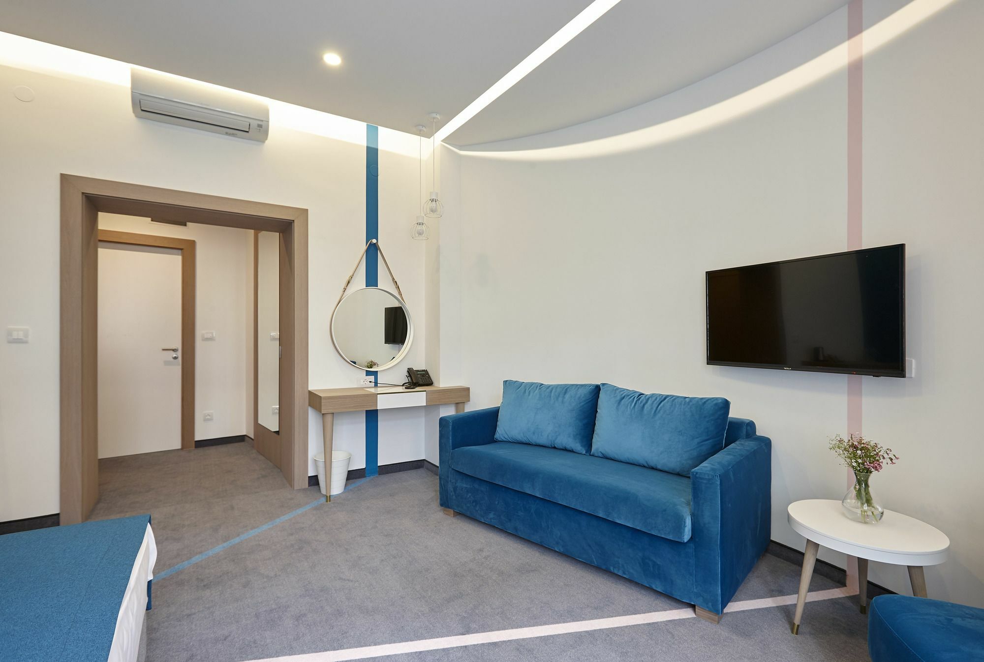 City Nest Modern & Cozy Suites ベオグラード エクステリア 写真